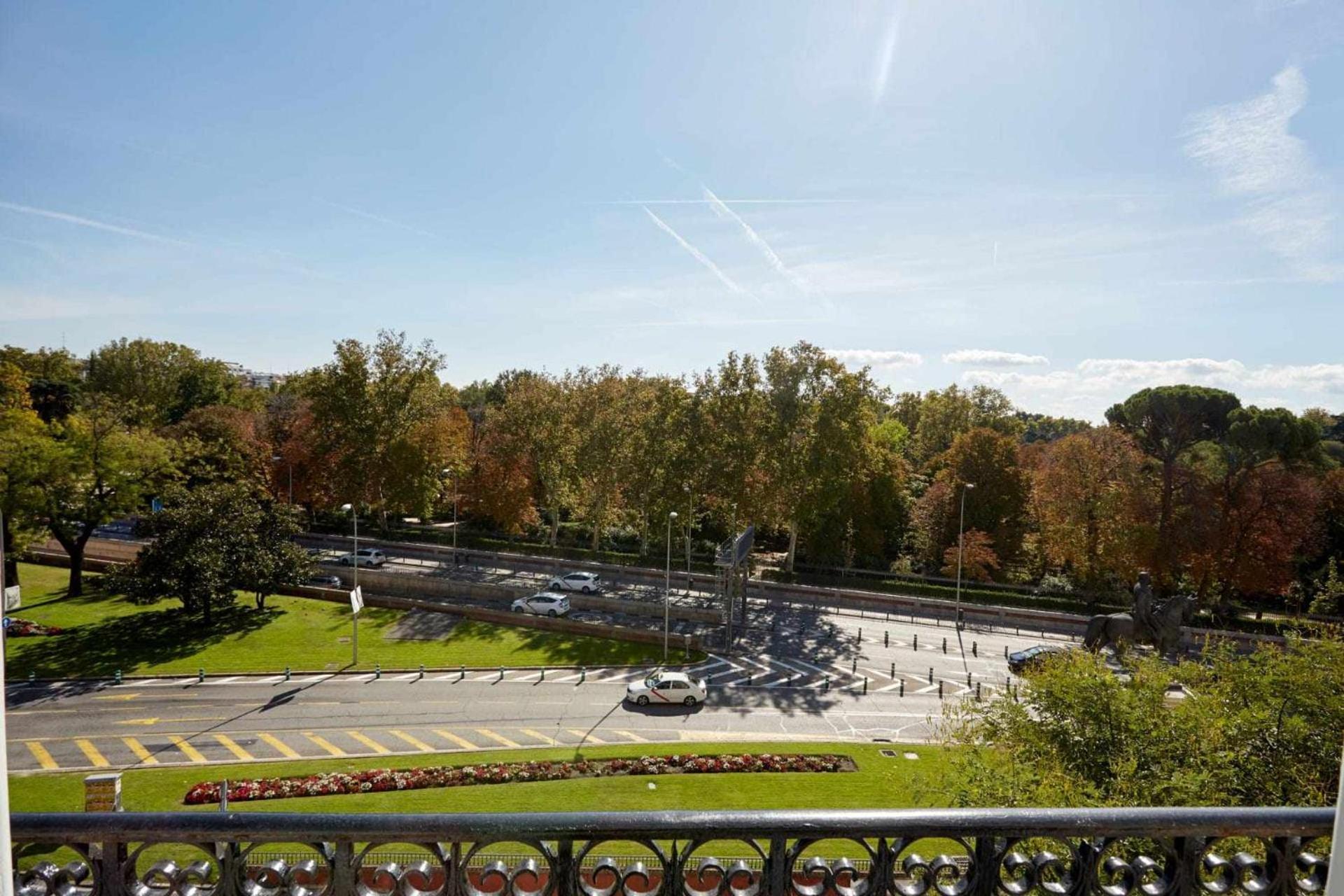 Estudio Con Vistas Alcalaretiro Madrid Ngoại thất bức ảnh